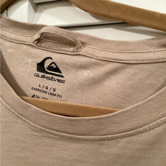 Quiksilver Oversized Crop Graphic Long Sleeve Tee in Pebble - Picture 9 of 10